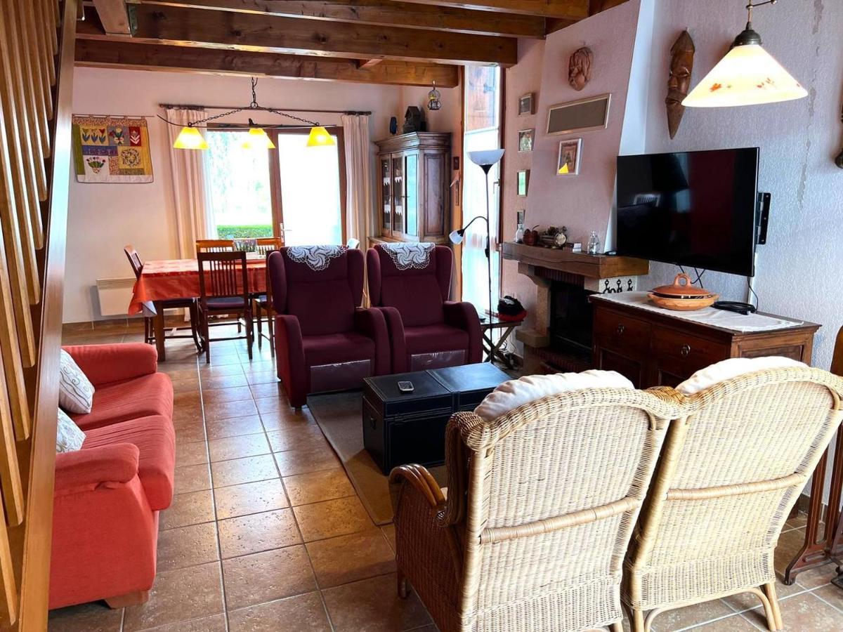 Casa Adosada Para Familias En Santa Leocadia Sainte-Léocadie Esterno foto